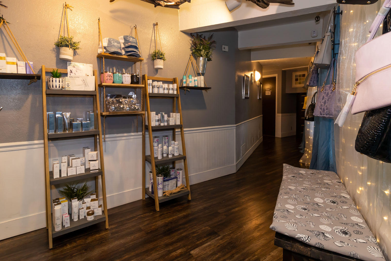 Driftwood Spa - Waiting Area